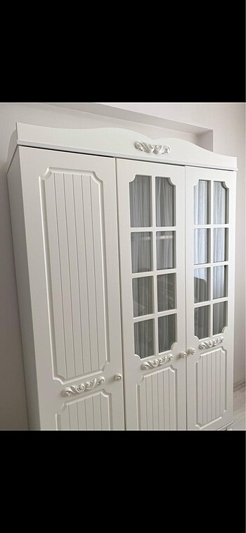 Ikea Elbise dolabı