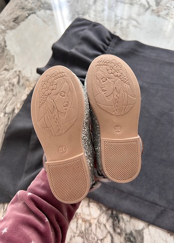 Gri Yılan Desenli Kız Babet Ayakkabı - Görsel 5