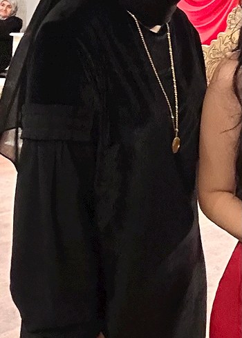 Siyah Uzun Kollu Zincir Detaylı Tesettür Elbise - Görsel 2