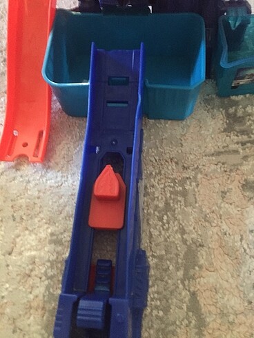  Beden Renk Hot wheels su parkuru