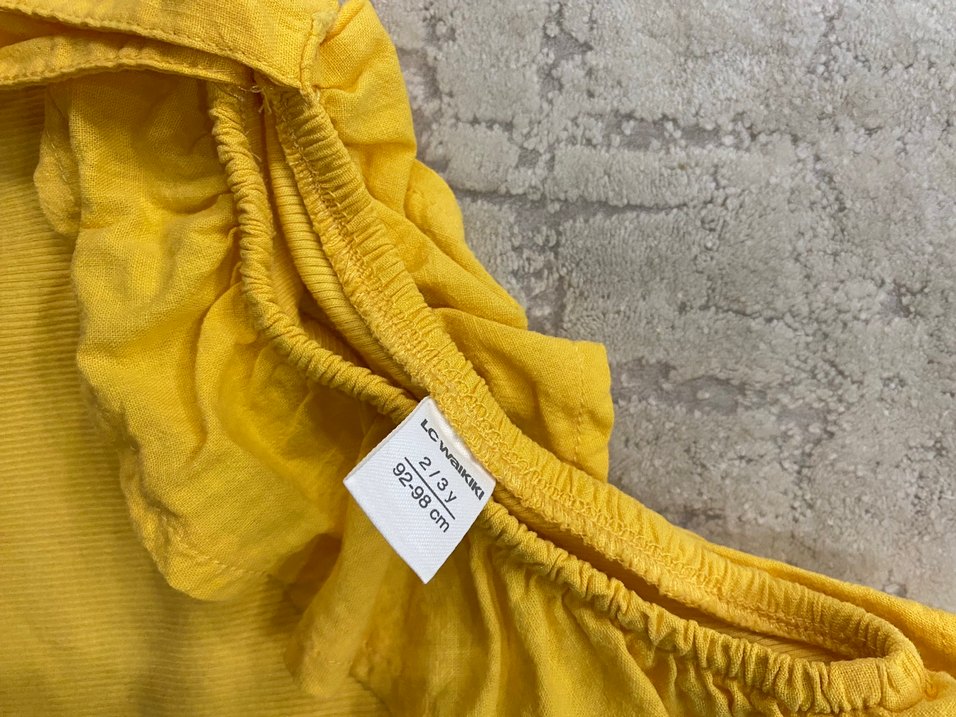 Sarı Kolsuz Kız Çocuk Atlet - Görsel 3