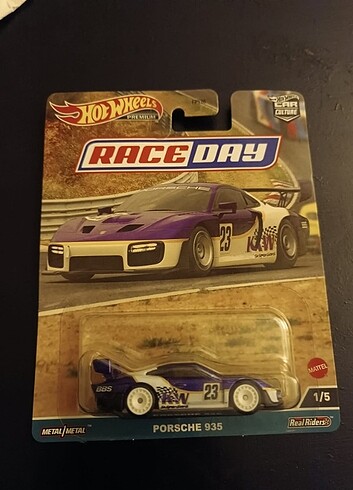 Hot Wheels Race Day Porsche 935