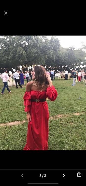 Kırmızı elbise