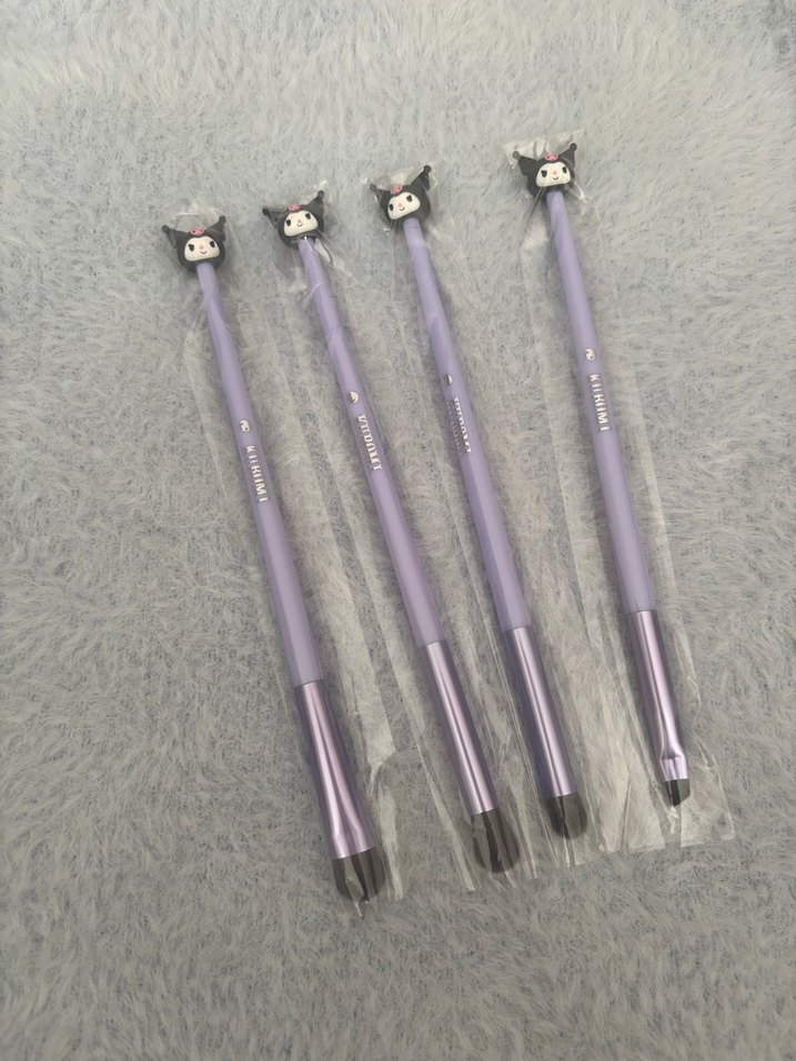 Kuromi Dörtlü Göz Makyaj Fırçası - Görsel 2