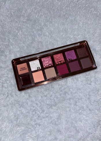 Beden Revolution The Cherry Icon Rich Berry Far Paleti