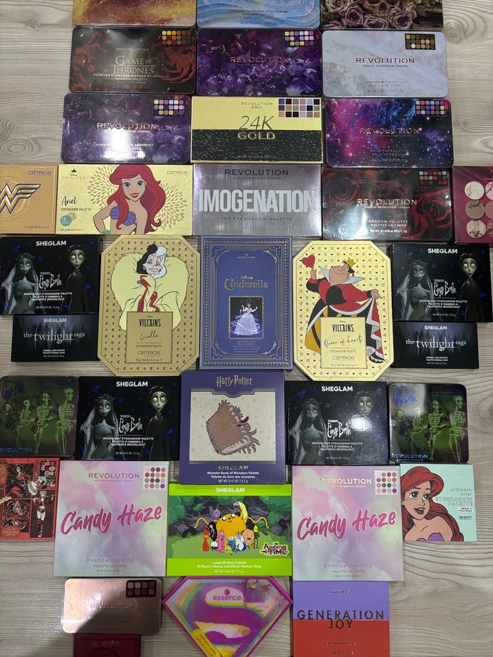 Revolution Sheglam Essence Far paletleri - Görsel 5