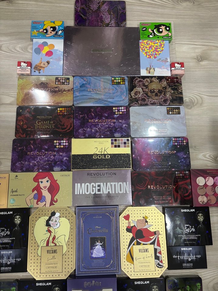 Revolution Sheglam Essence Far paletleri - Görsel 2