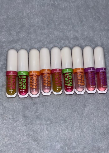 Essence Essence Juicy Bomb Çok Renkli Dudak Parlatıcısı