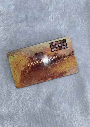 Revolution Revolution Forever Flawless Bronze Temptation Far paleti