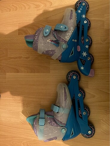 Frozen desenli kız çocuk paten