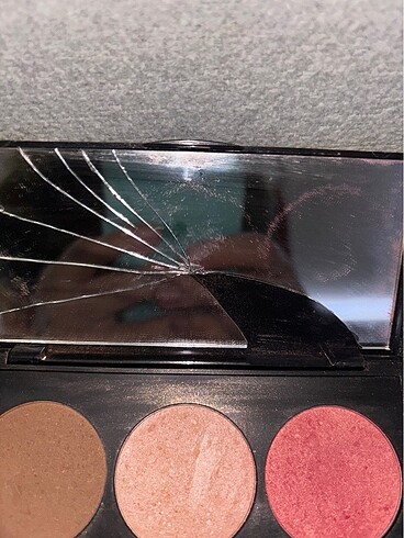 Beden Golden Rose-Metals Sculpting Palette - Kontür Allık Aydınlatıcı