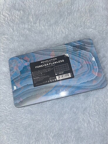 Beden Renk Makeup Revolution Forever Flawless Aventurine Far Paleti
