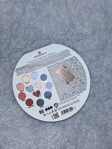 Essence Essence Harley Quinn Far Paleti