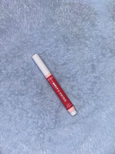 Catrice Melt&Shine Juicy Lip Balm