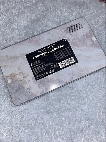 Revolution Revolution Forever Flawless Timeless Fantasy Far Paleti
