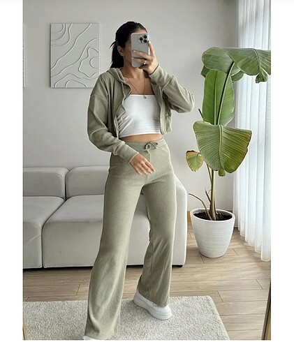 Zara Yumoş takım
