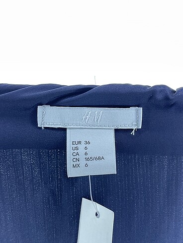 36 Beden lacivert Renk H&M Mini Etek %70 İndirimli.