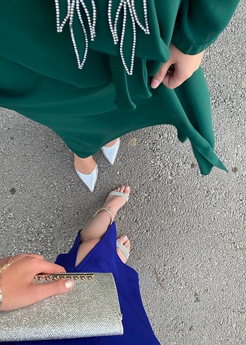 Kadın Mavi midi boy V Yaka Kemerli Elbise - Görsel 2