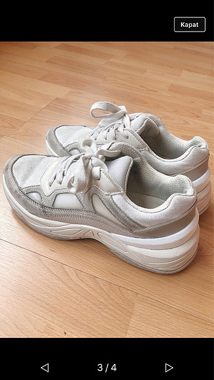 Zara beyaz ayakkabı