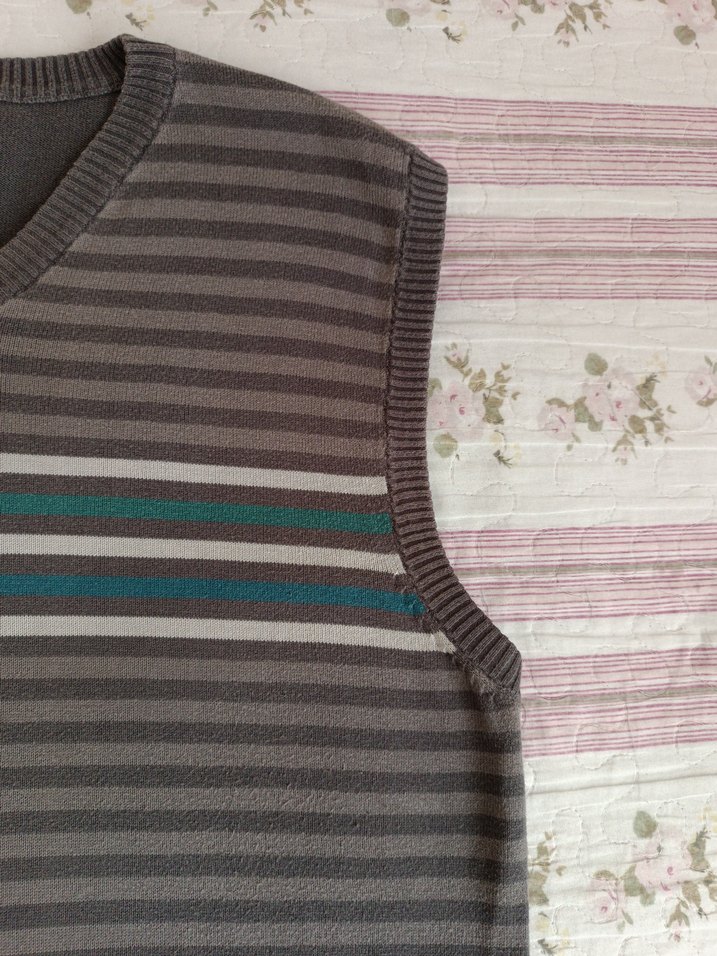 V Yaka erkek Süveter - Görsel 4