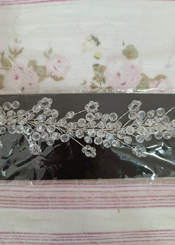 Boncuk İşlemeli Beyaz Saç Aksesuarı - Görsel 4