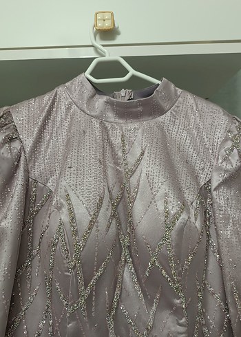 Uzun Kollu Nakışlı lilaAbiye Elbise - Görsel 4