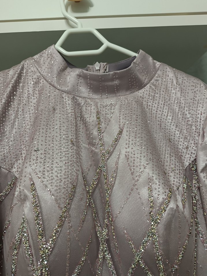 Uzun Kollu Nakışlı lilaAbiye Elbise - Görsel 5