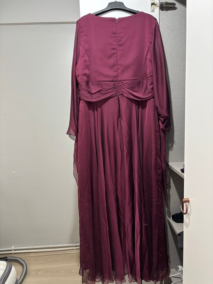 Bordo Uzun Drapeli Kadın Abiye Elbise - Görsel 2