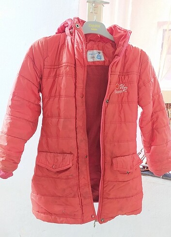 Çocuk yeni Mont