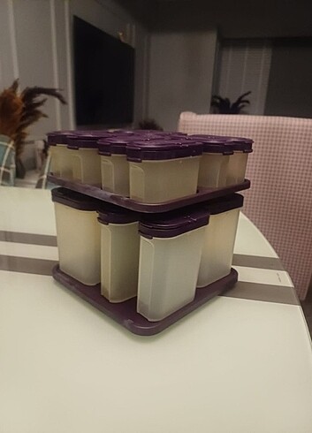  Beden bordo Renk TUPPERWARE DÖNER STANDLI BAHARATLIK