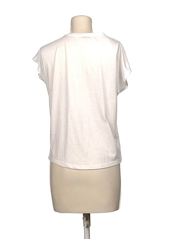 s Beden LC Waikiki T-shirt %70 İndirimli.