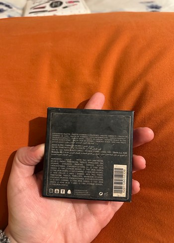 Huda Beauty Huda Beauty Coral Obsessions Göz Farı Paleti