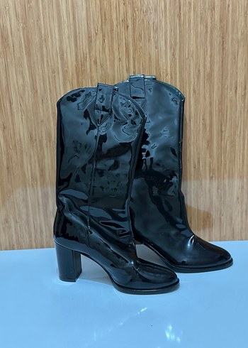 Beymen Blender Kadın Parlak Siyah Dizüstü Gotik Topuklu Bot