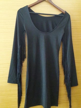 H&M H&M püsküllü elbise