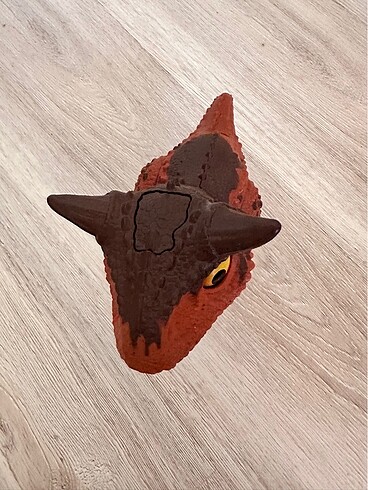  Beden Renk Jurassic World Dino Escape Toro Figürü
