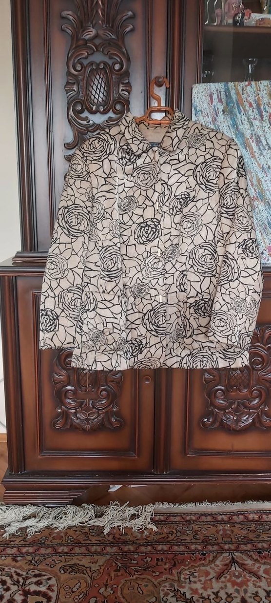 Düğmeli Bej Çiçek Desenli  Kadın Ceket - Görsel 5