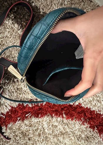 Turkuaz Deri Yılan Desenli Yuvarlak Çanta - Görsel 5