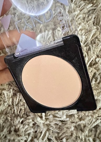 LYKD MYSTYLEUP Açık Ten Pudra ve wet and wild - Görsel 4