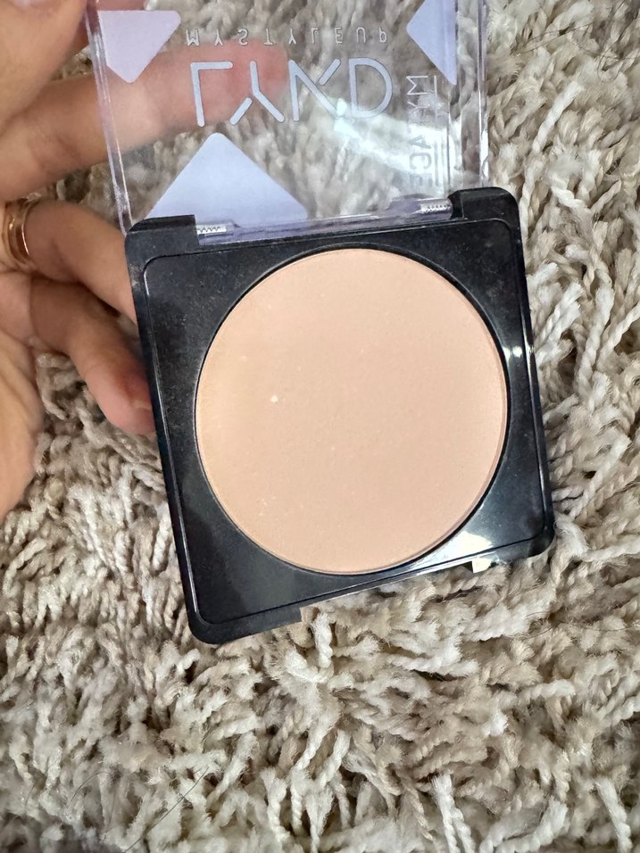 LYKD MYSTYLEUP Açık Ten Pudra ve wet and wild - Görsel 3