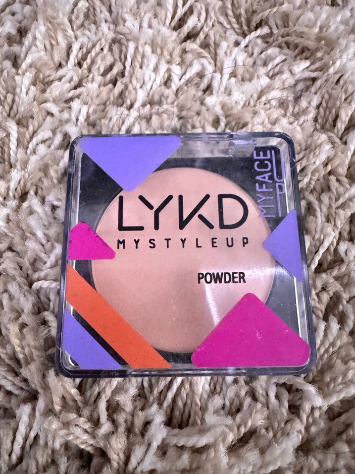 LYKD MYSTYLEUP Açık Ten Pudra ve wet and wild - Görsel 2