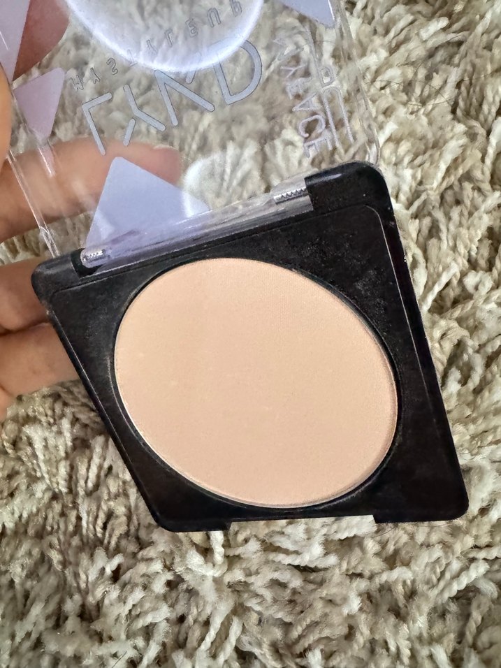 LYKD MYSTYLEUP Açık Ten Pudra ve wet and wild - Görsel 4