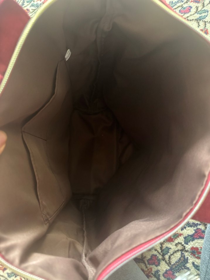 Bordo Baskılı Kadın Sırt Çantası - Görsel 4