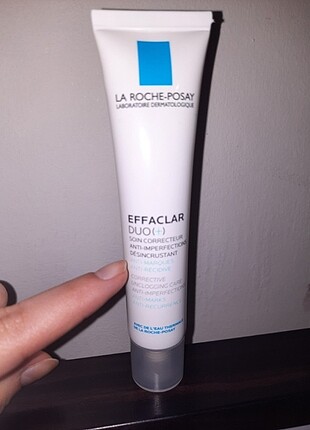  Beden La Roche Posay Effaclar serisi