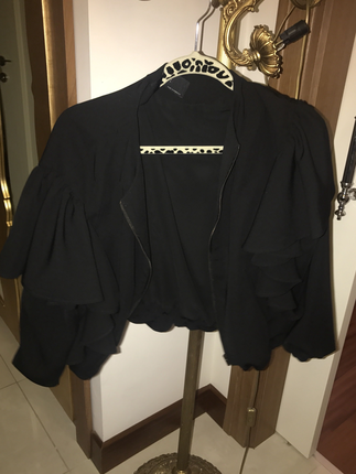 Zara women
