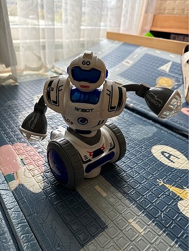 Robot oyuncak