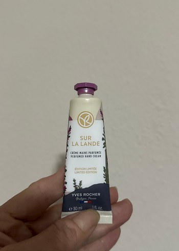 Yves Rocher Parfümlü Duş Jeli ve El Kremi Seti - Görsel 3