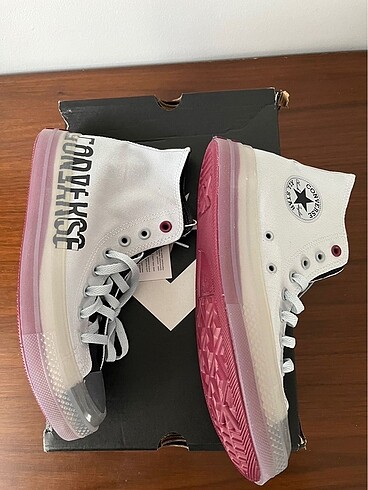41 Beden çeşitli Renk Converse high top sneakers