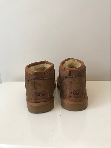 Ugg ultra mini bot