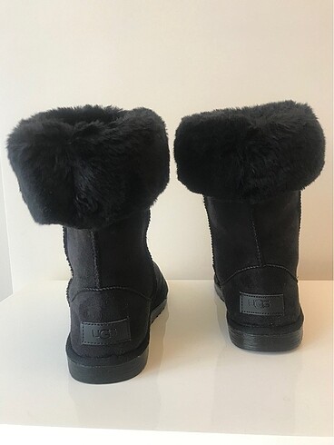 Ugg uzun bot