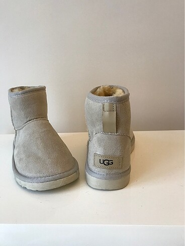 Ugg mini